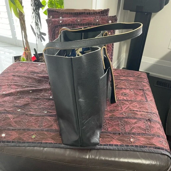 Leather Tote Bag - Picture 3 of 4